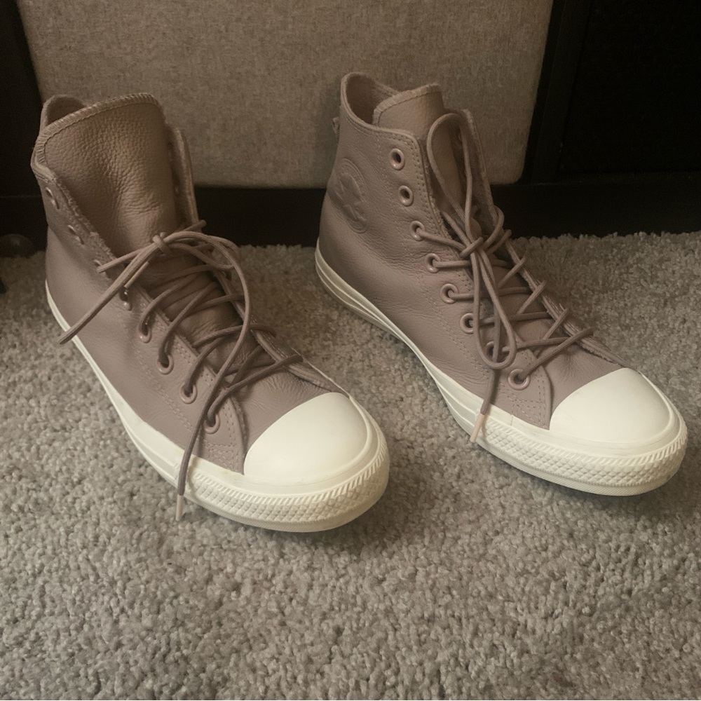 Converse leather High-Top Sneakers water repellent 9.5 women’s 7.5 men